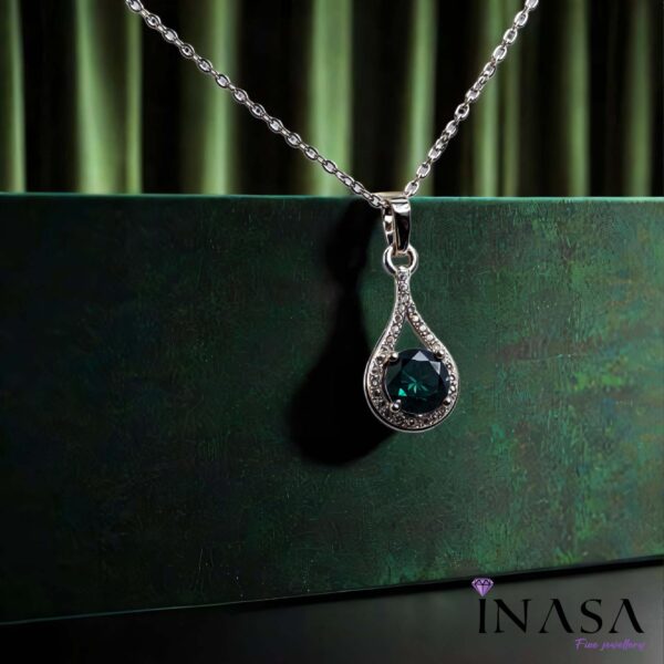 SS Finish AD Studded Emerald Pendant Necklace