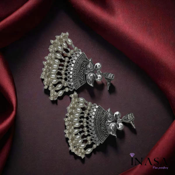 Oxidised Pearl Chandelier Ear Rings - Image 4