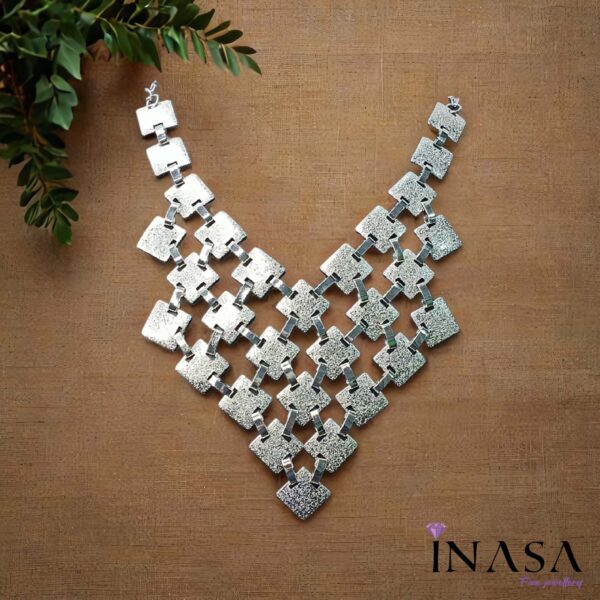 Interlocking Square Plate design Necklace - Image 2